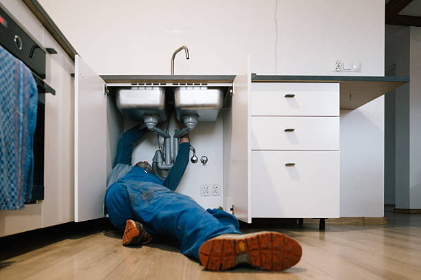 Professional Pipe Repair technician working in Ringoes, NJ